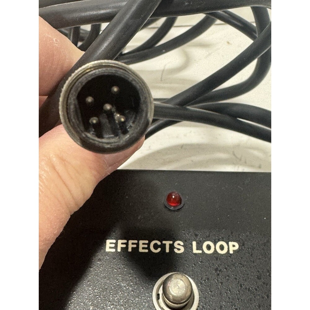 Fender Footswitch Controller 4 Button Not Tested - Picture 8 of 11
